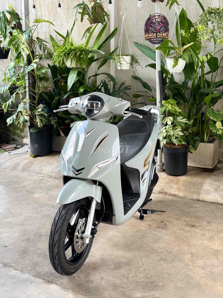 VinFast FELIZ 2025 - ảnh 1