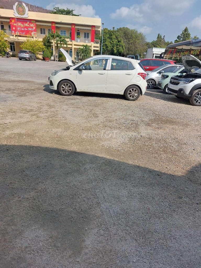 Hyundai Grand i10 2015 - ảnh 3