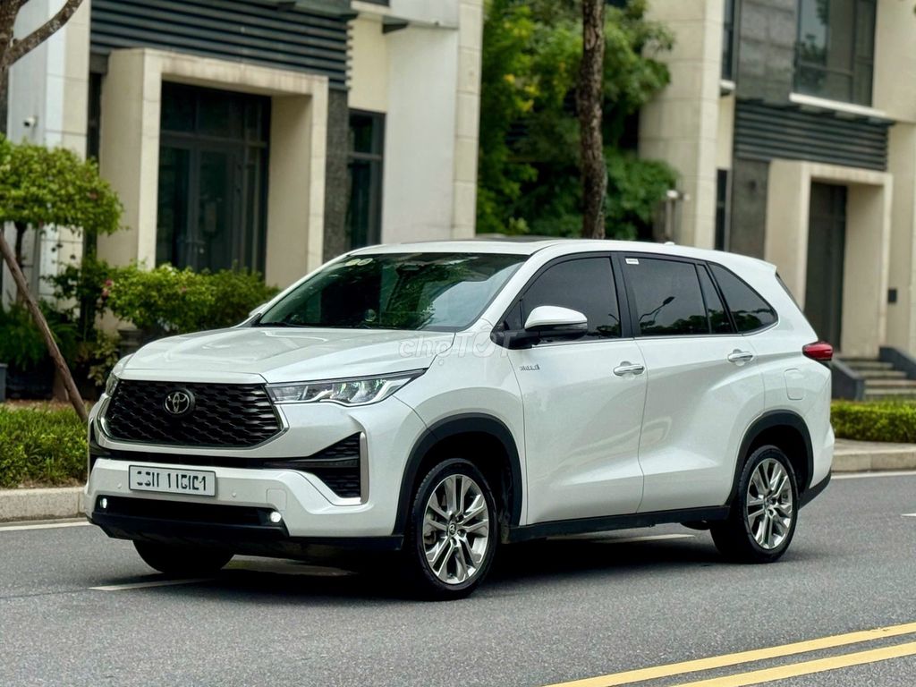 Toyota 2025 - ảnh 3