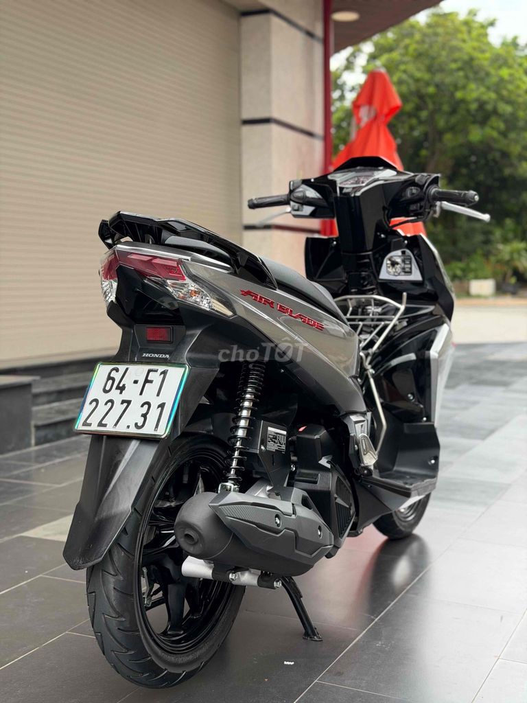 Honda Air Blade 2017 - ảnh 4