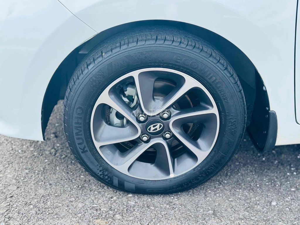 Hyundai i10 2019 - ảnh 4