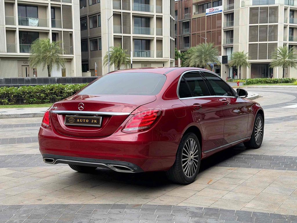 Mercedes-Benz - ảnh 2