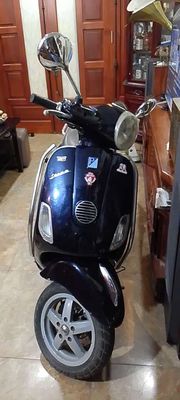 Piaggio Vespa 2012 - ảnh 1