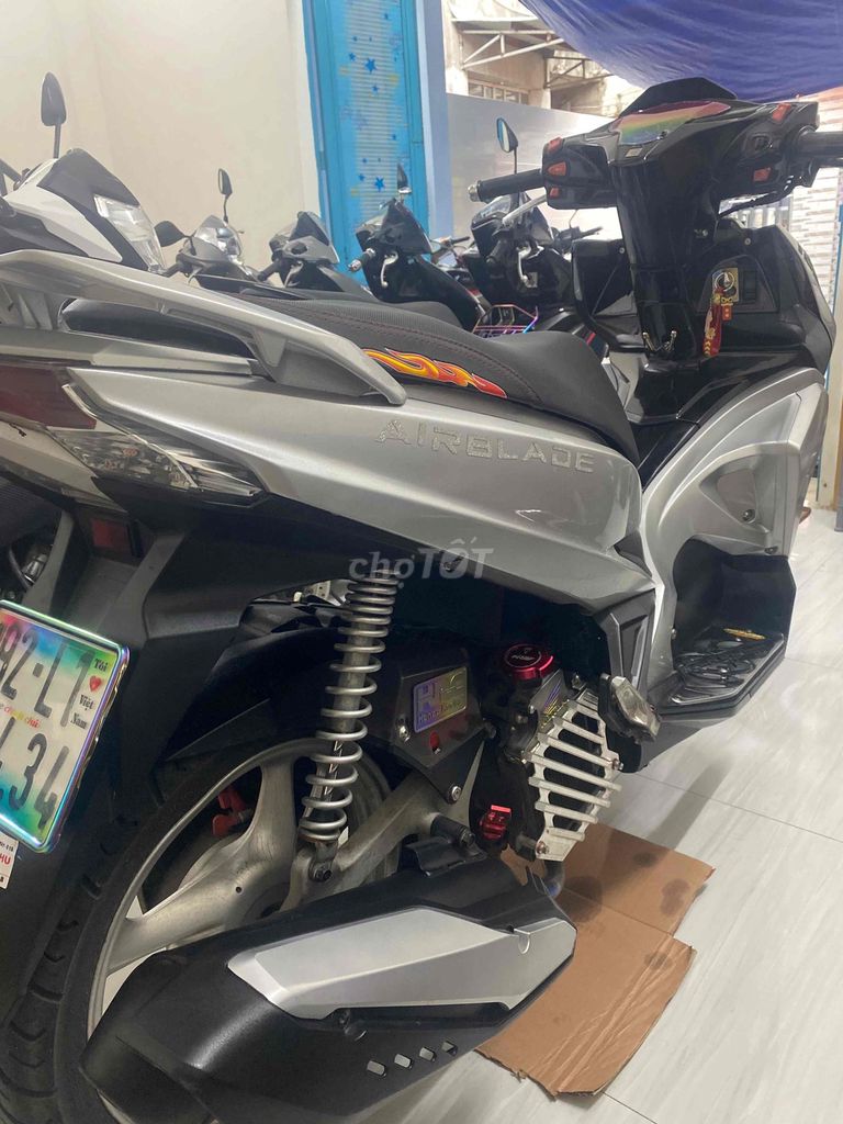 Honda Air Blade 2017 - ảnh 4