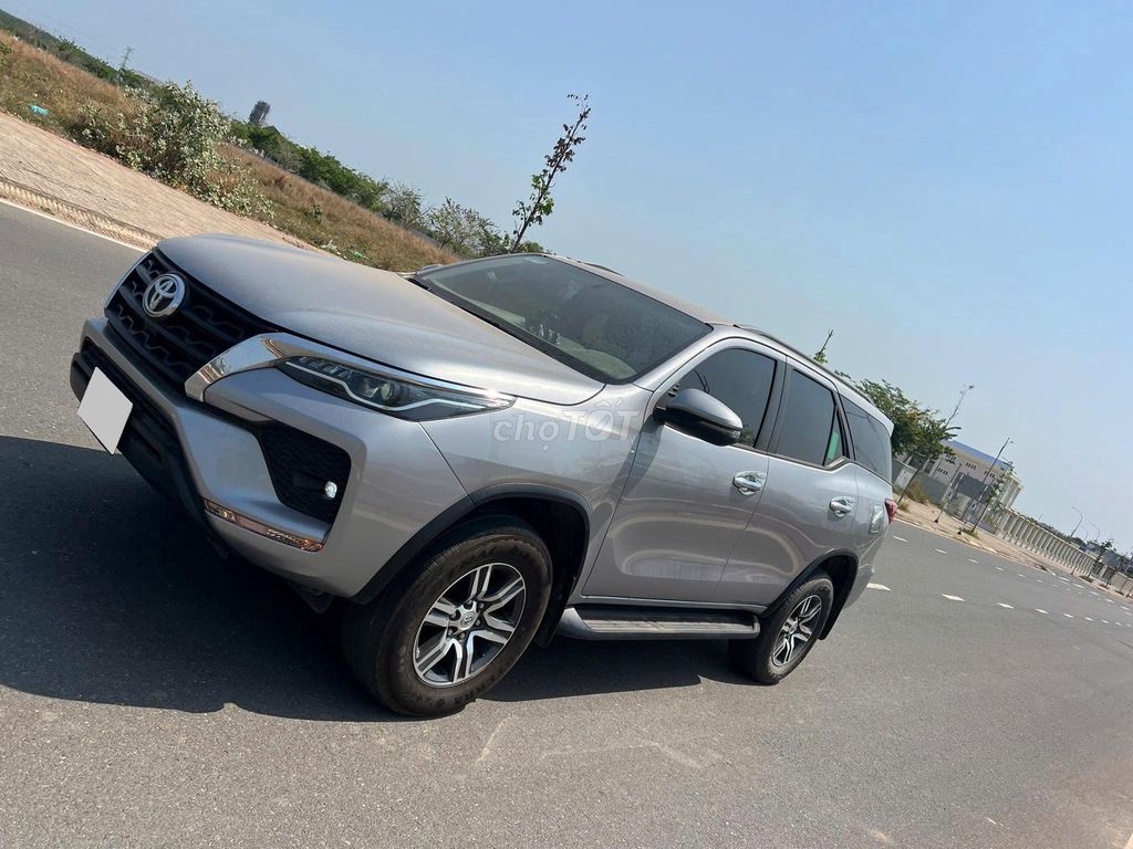 Toyota Fortuner 2022 - ảnh 2