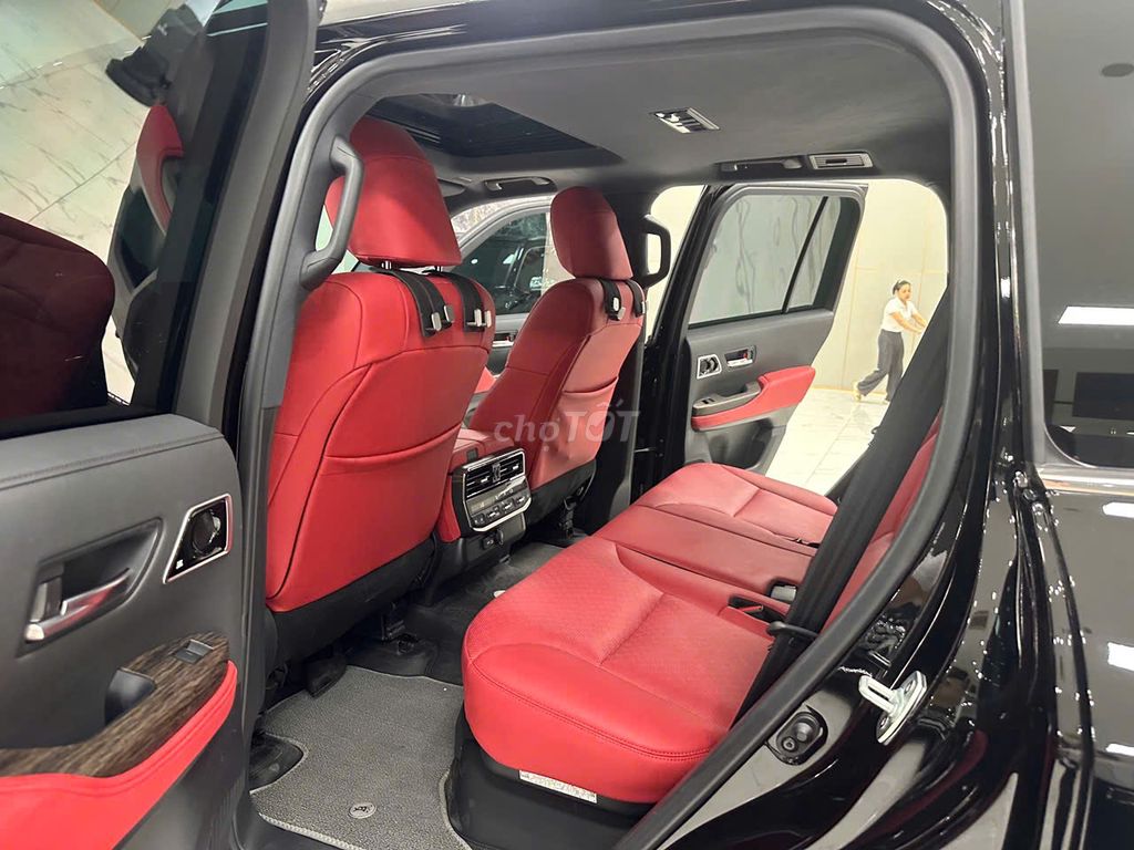 Toyota Land Cruiser LC300 2026 - ảnh 4