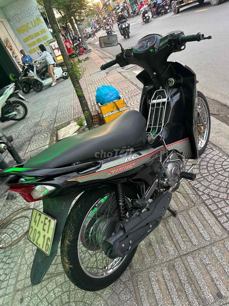 Yamaha Sirius 2015 - ảnh 4