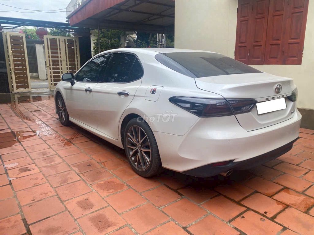 Toyota Camry 2.5Q 2021 - ảnh 3