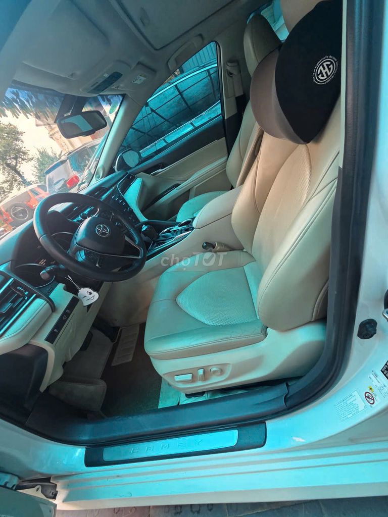 Toyota Camry 2.5Q 2021 - ảnh 5
