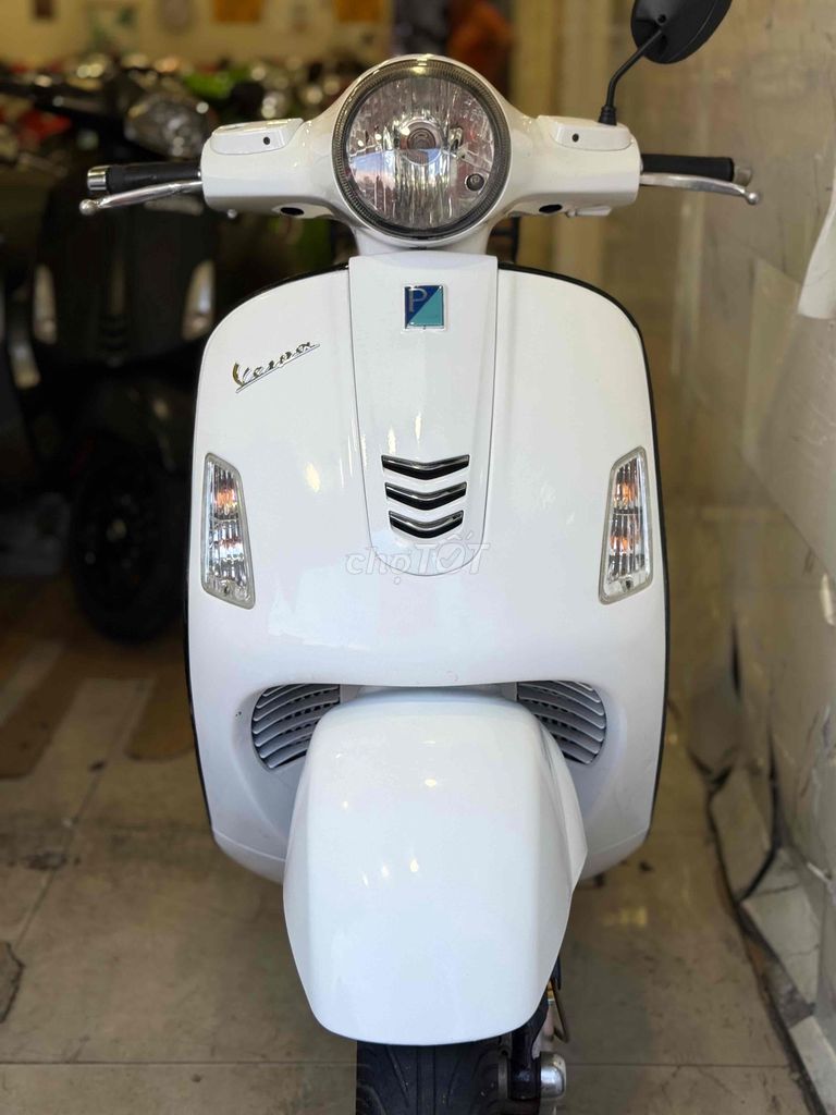 Piaggio Vespa 2014 - ảnh 1