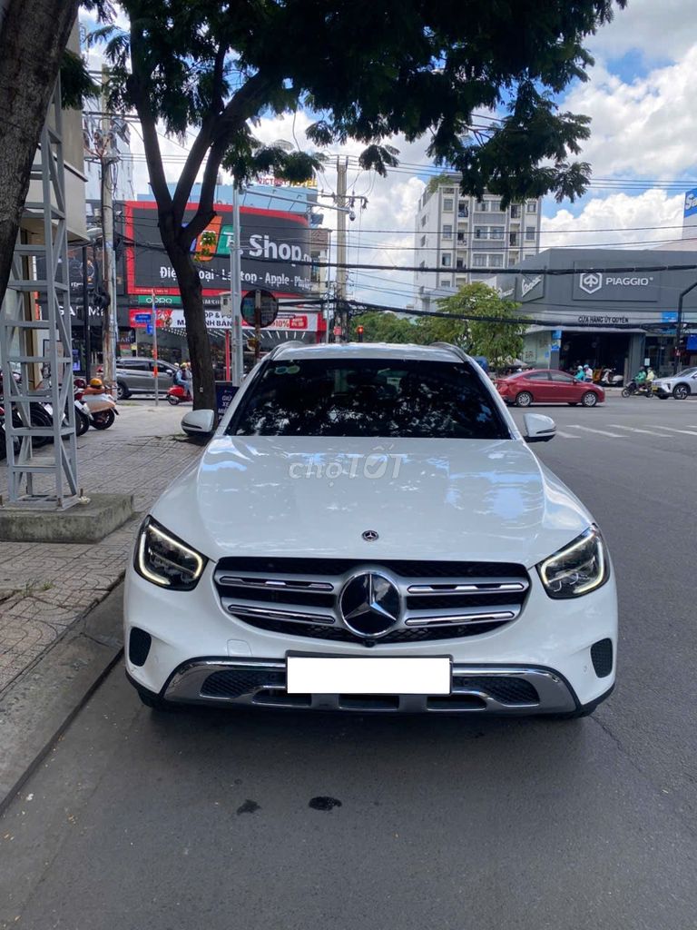 Mercedes-Benz GLC 2021 - ảnh 1