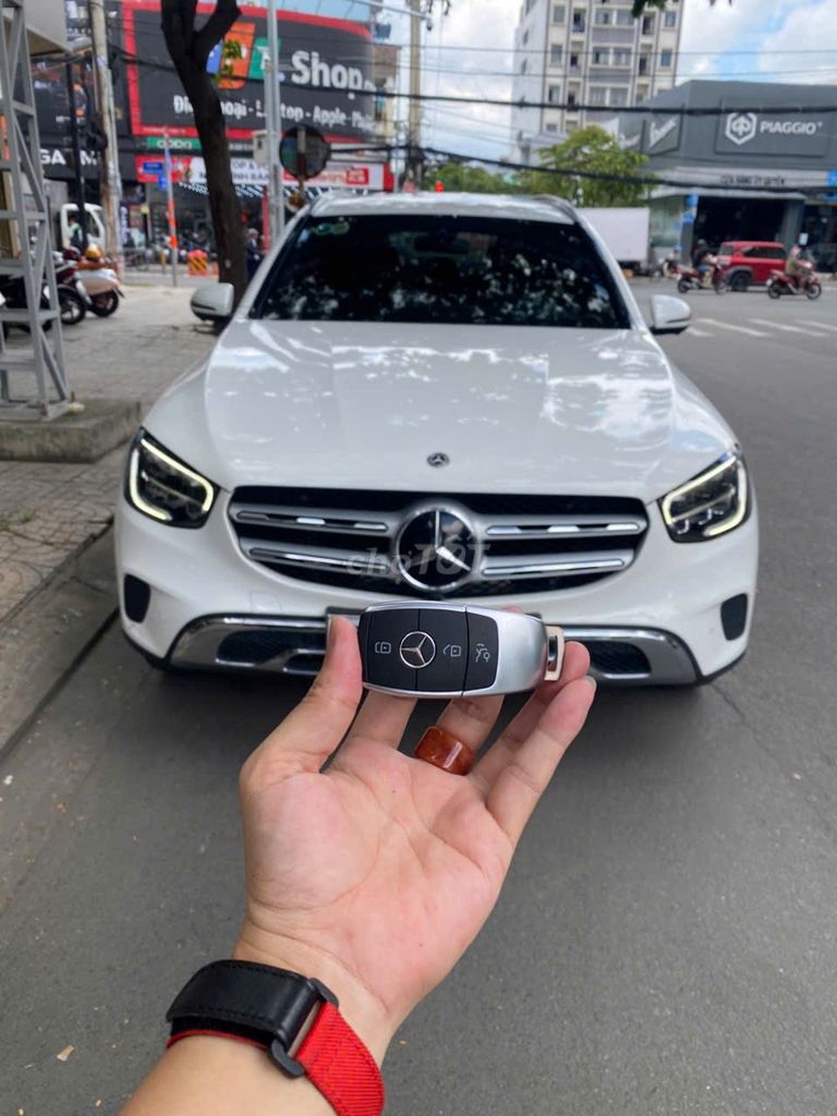 Mercedes-Benz GLC 2021 - ảnh 2