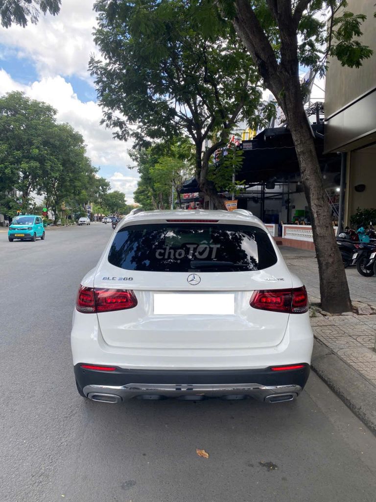 Mercedes-Benz GLC 2021 - ảnh 3