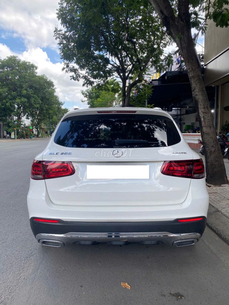 Mercedes-Benz GLC 2021 - ảnh 4