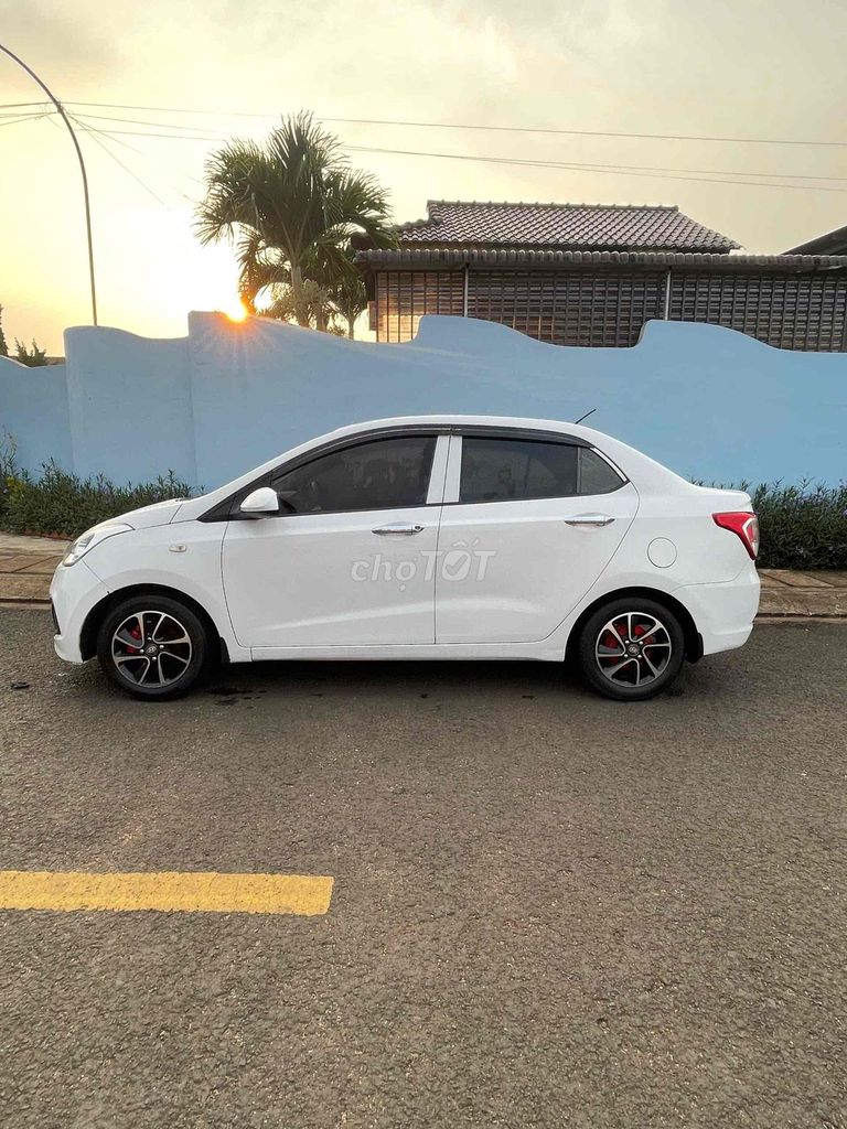 Hyundai i10 2017 - ảnh 1