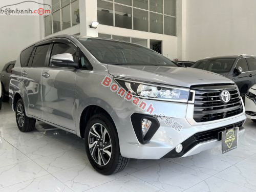 Toyota Innova E 2.0 MT 2022 - ảnh 3