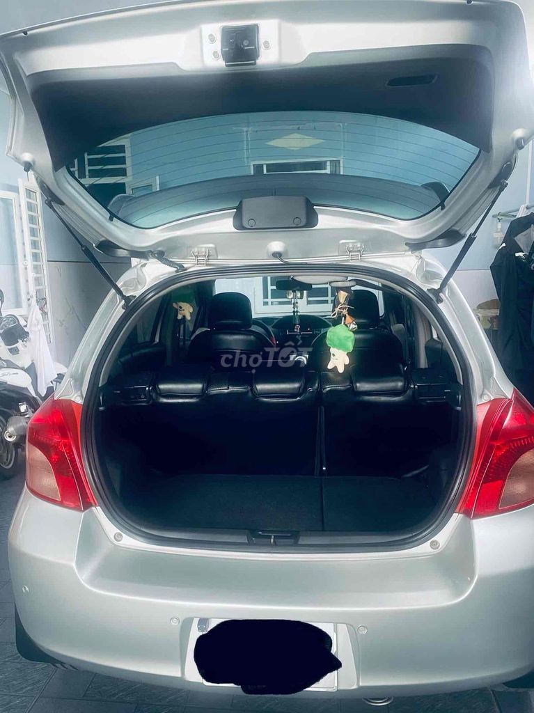 Toyota Yaris 2008 - ảnh 3