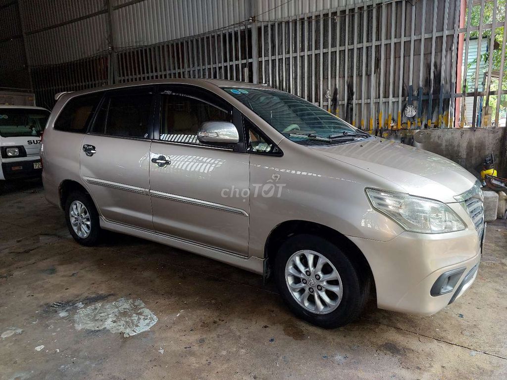 Toyota Innova 2014 - ảnh 3