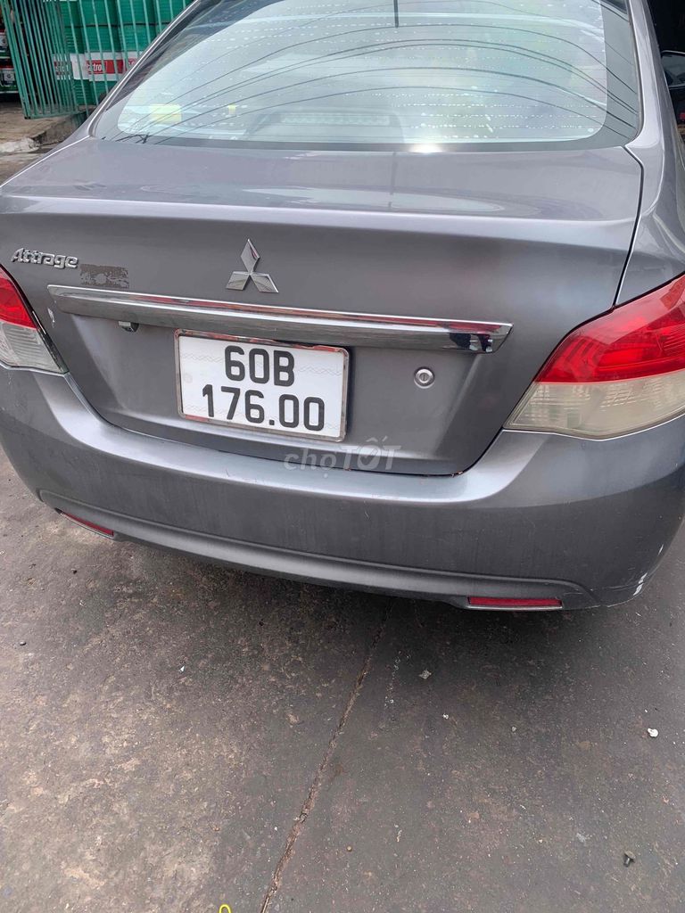 Mitsubishi Attrage - ảnh 1