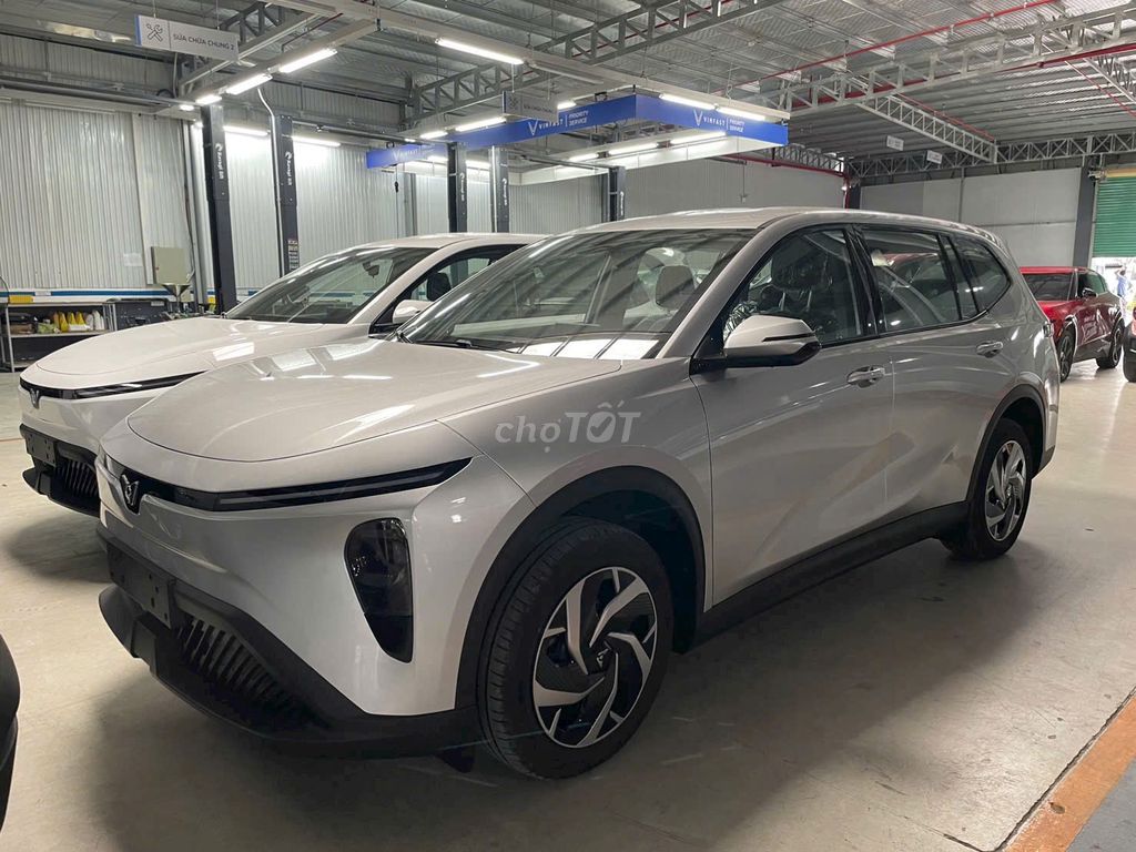 VinFast Limo Green - ảnh 5