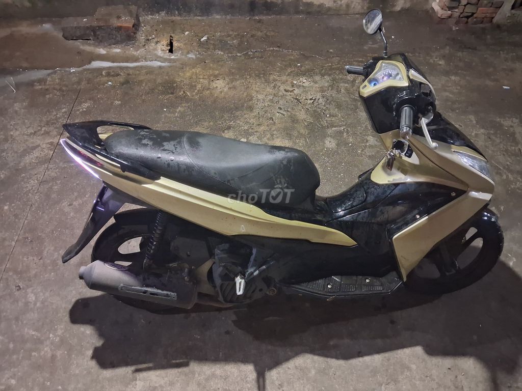 Honda Air Blade 2014 - ảnh 2