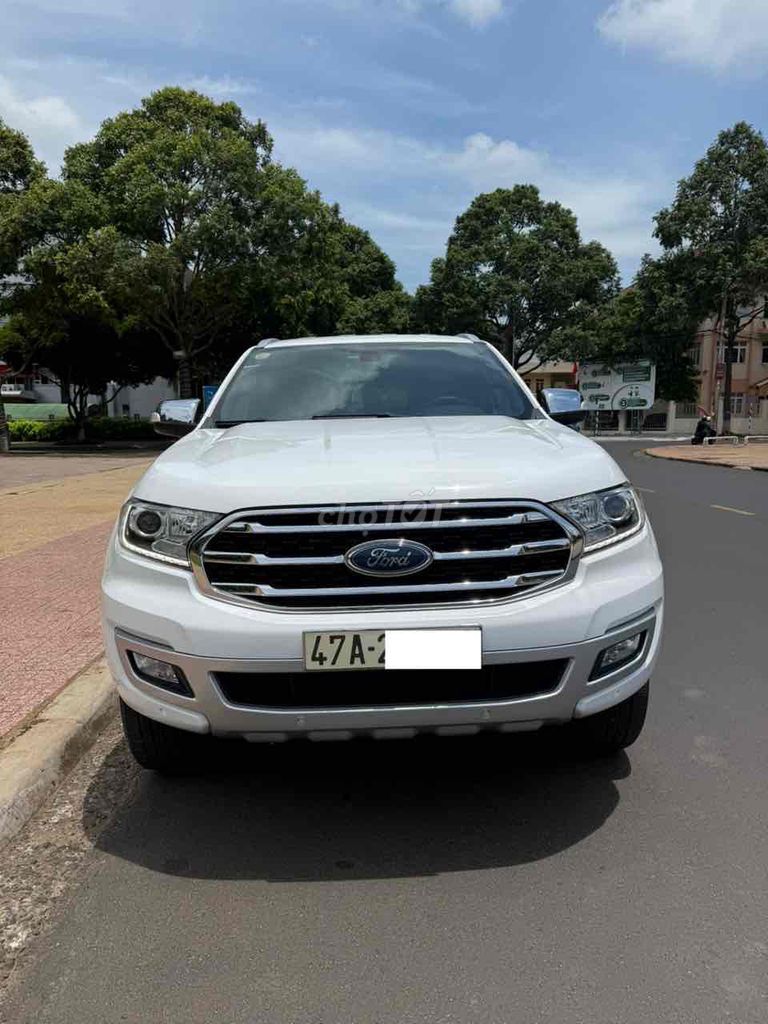 Ford Everest 2018 - ảnh 1