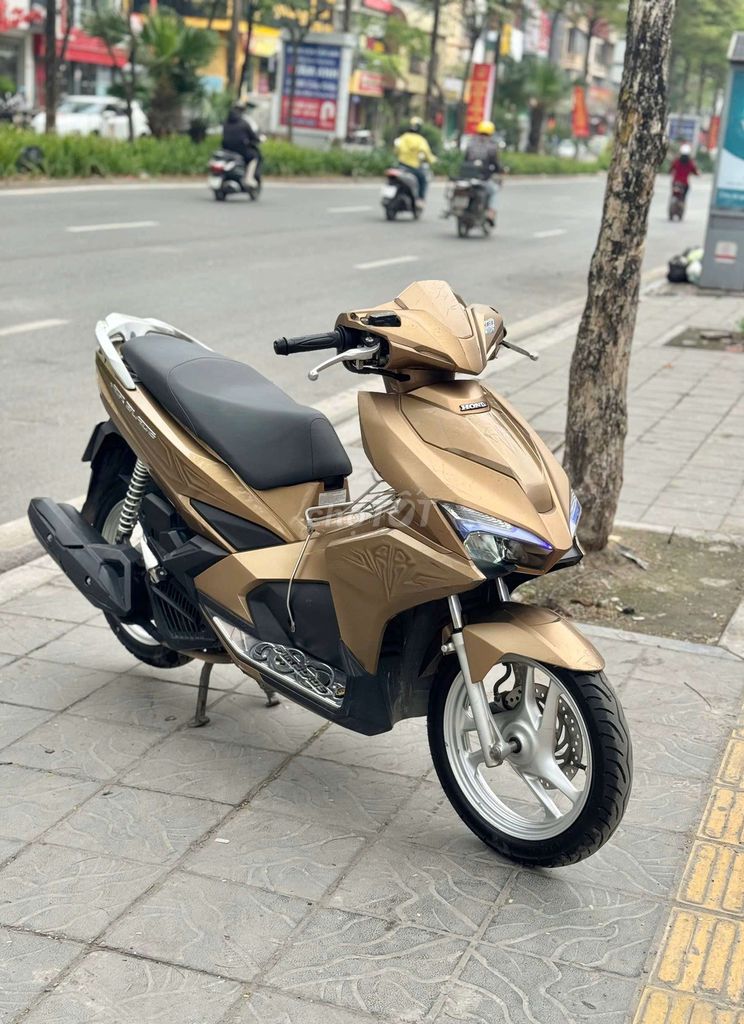 Honda CB 2026 - ảnh 2
