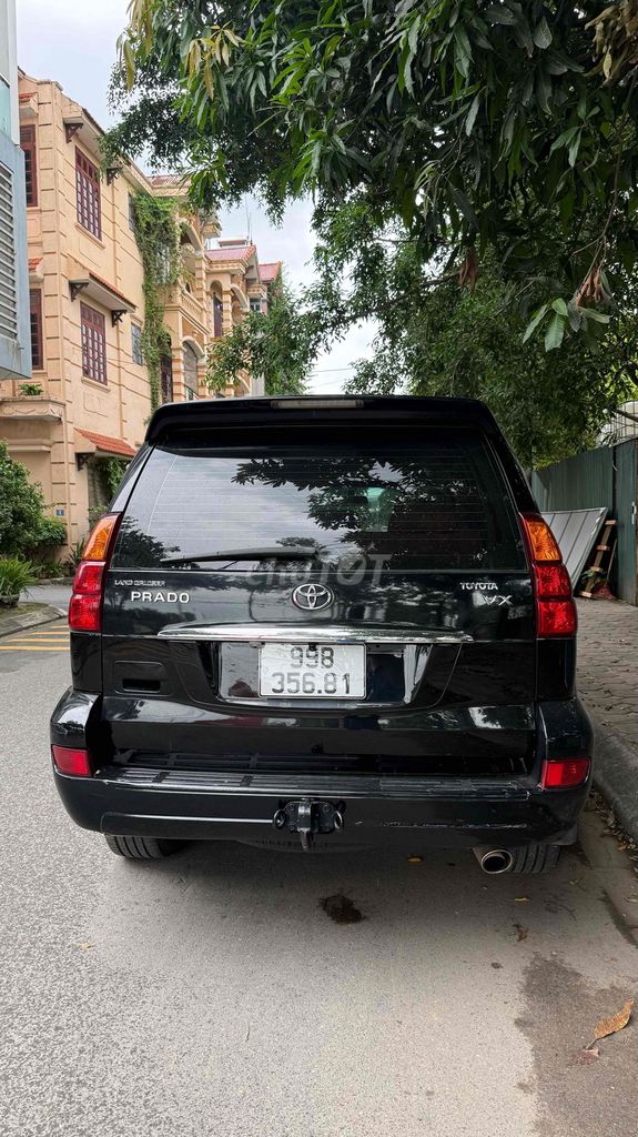 Toyota Prado - ảnh 1