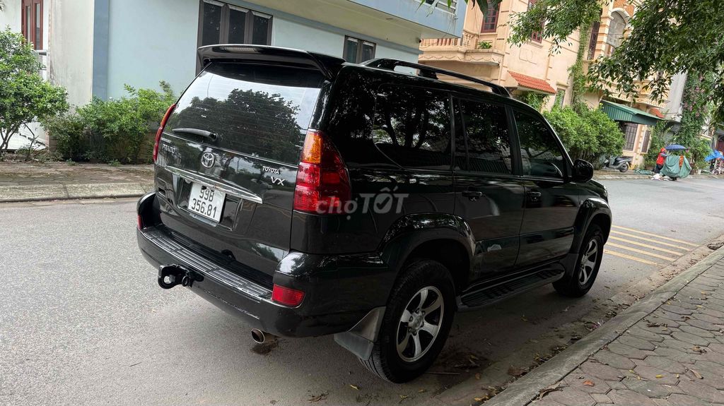 Toyota Prado - ảnh 2