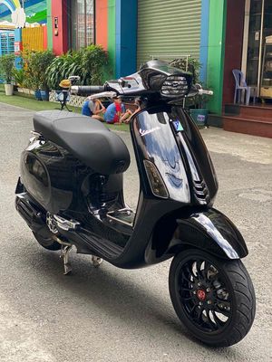 Piaggio Vespa 2022 - ảnh 1