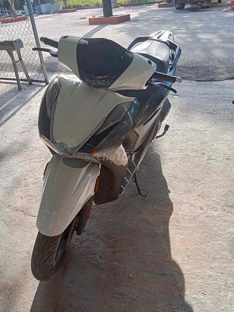 Honda SH 2023 - ảnh 2