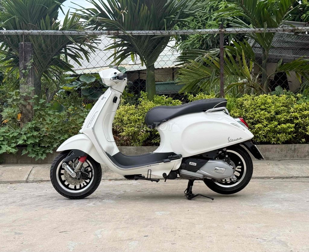 Vespa Sprint 2022 - ảnh 4