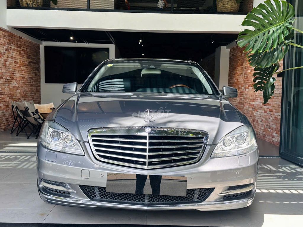 Mercedes-Benz 2011 - ảnh 1
