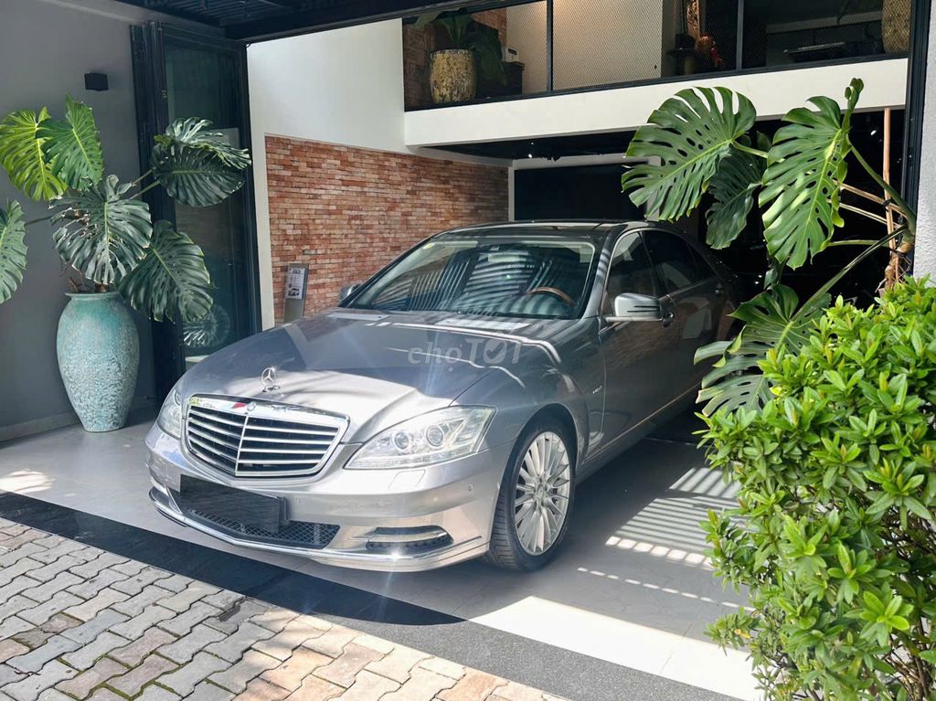 Mercedes-Benz 2011 - ảnh 3