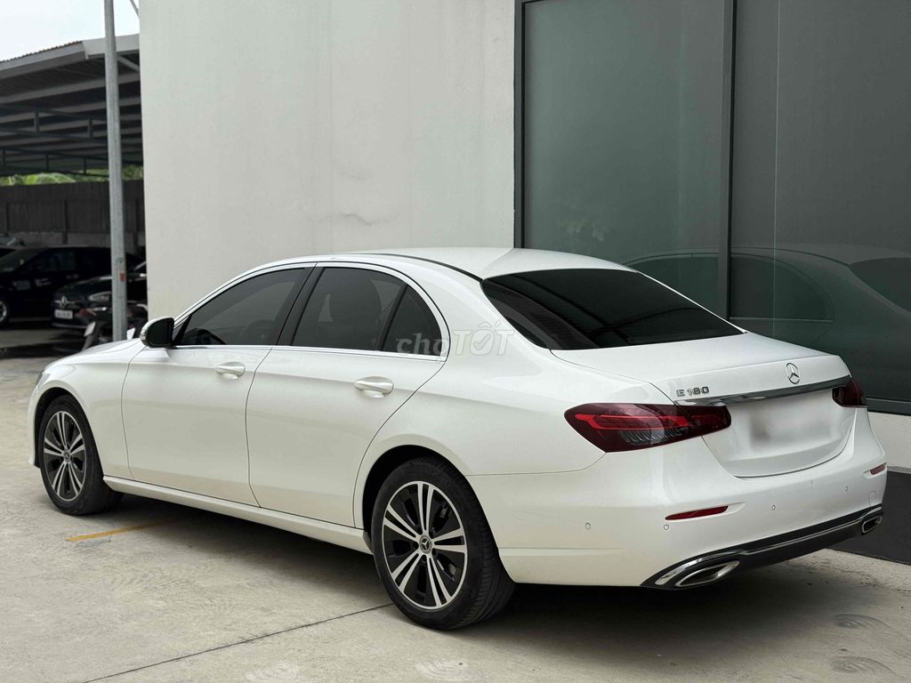 Mercedes-Benz 2021 - ảnh 3