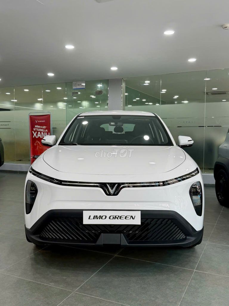 VinFast Limo Green 2026 - ảnh 2