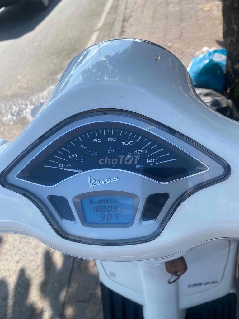 Piaggio Vespa 2014 - ảnh 3