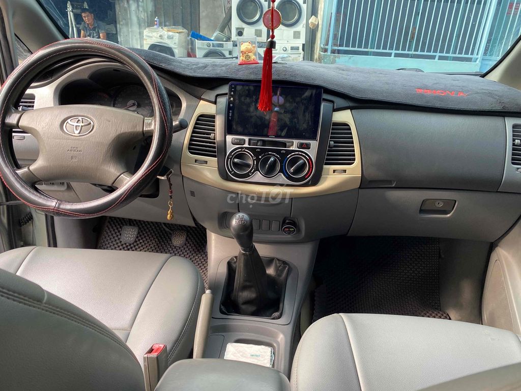 Toyota Innova 2006 - ảnh 5