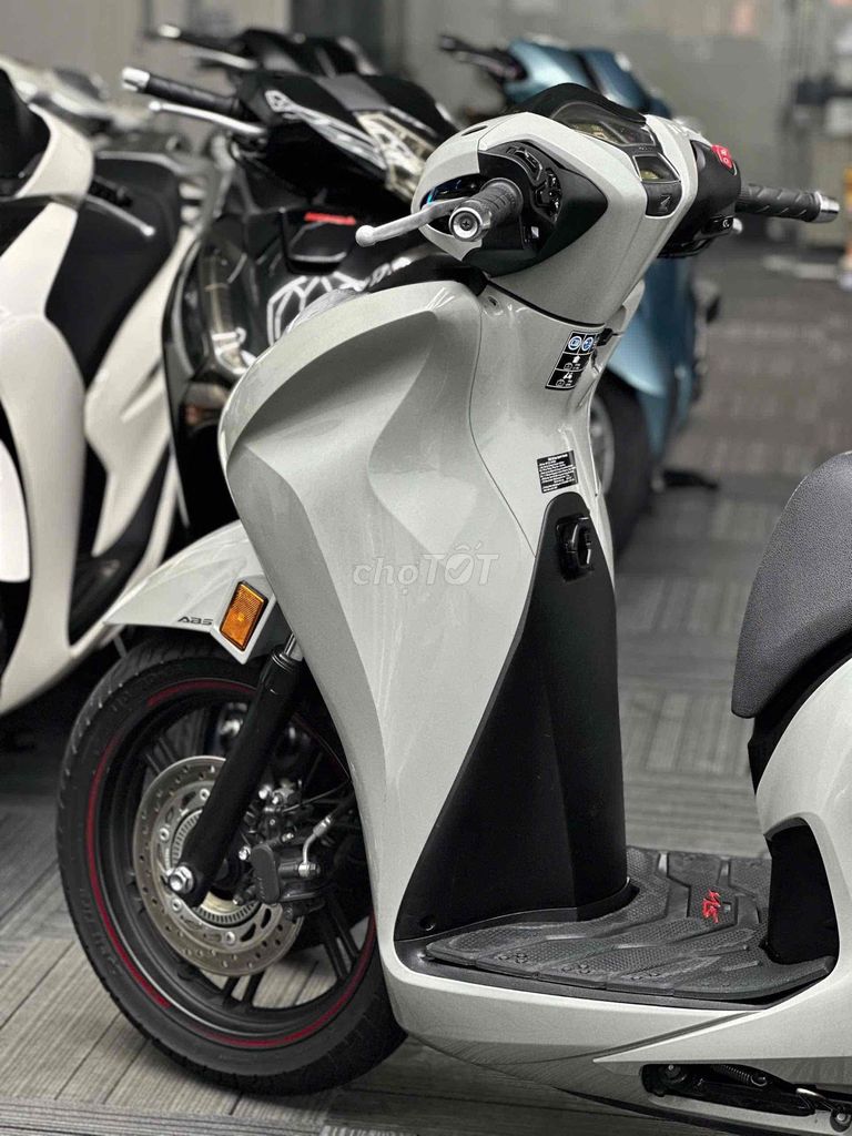 Honda SH 2021 - ảnh 4