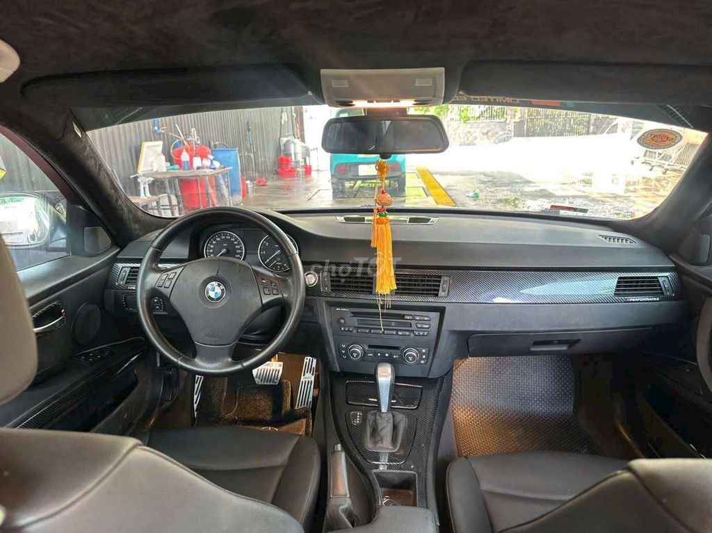 BMW 3 Series - ảnh 2