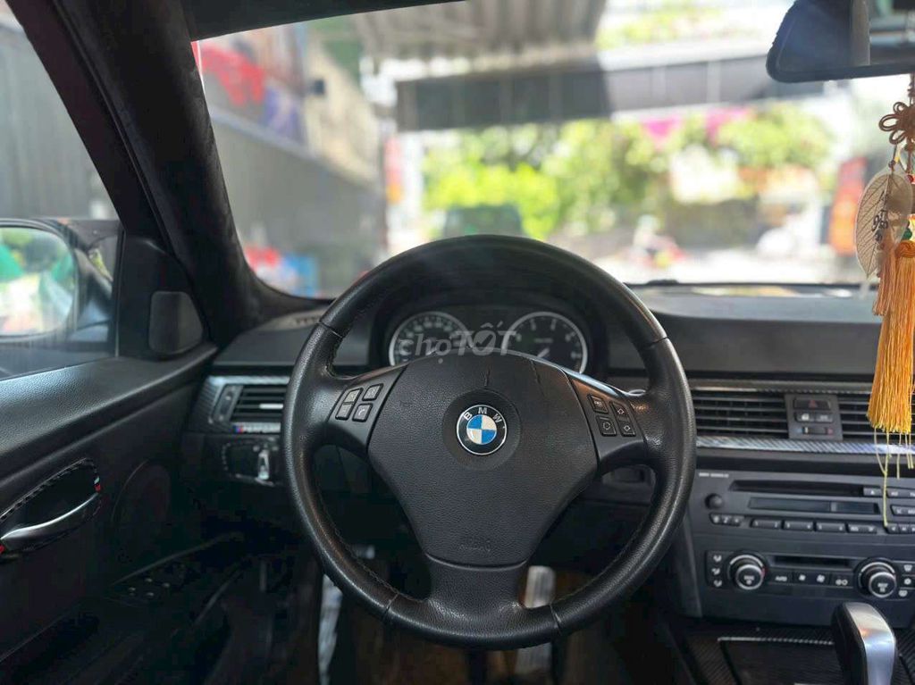BMW 3 Series - ảnh 5