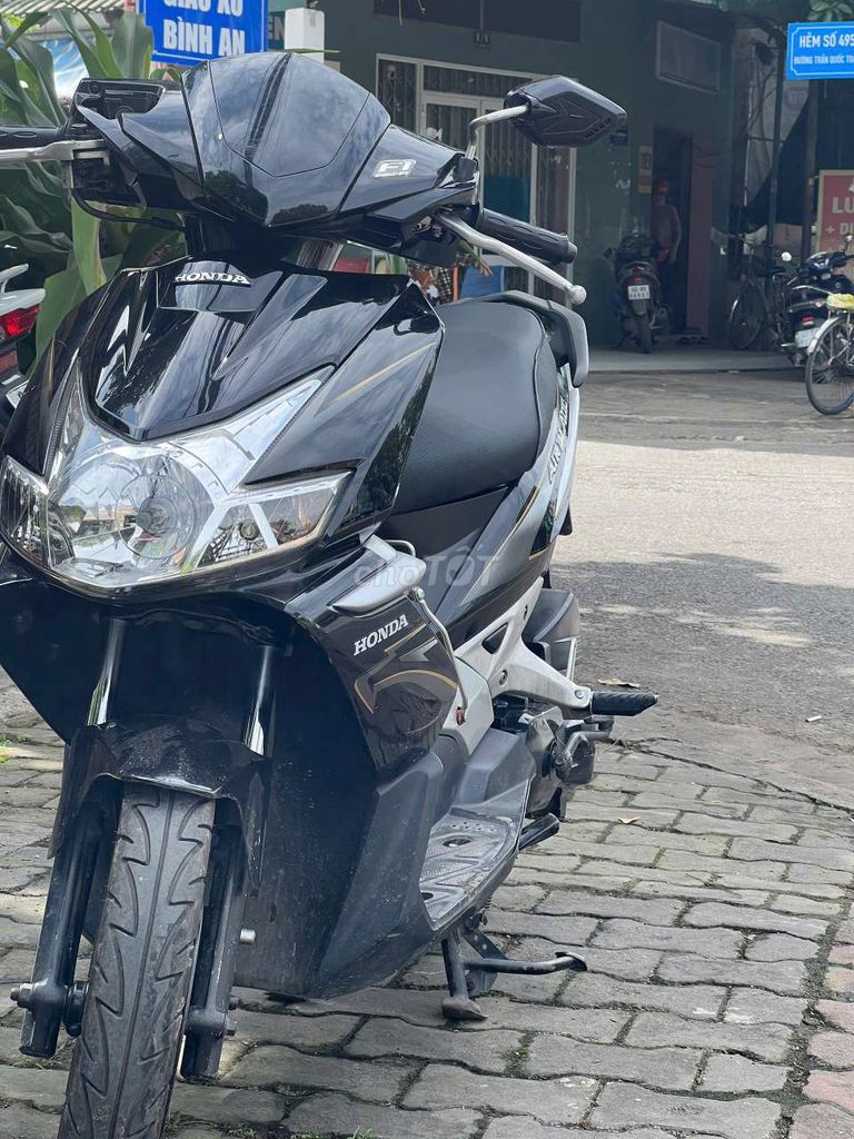Honda Air Blade 2010 - ảnh 3