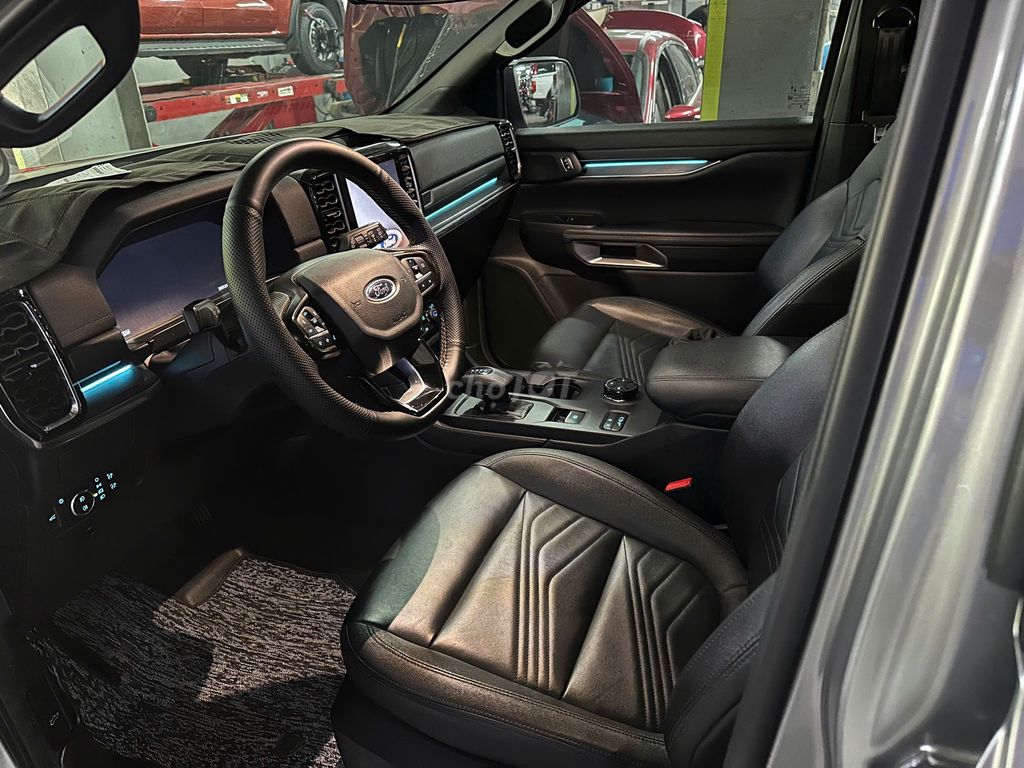 Ford Everest 2023 - ảnh 3