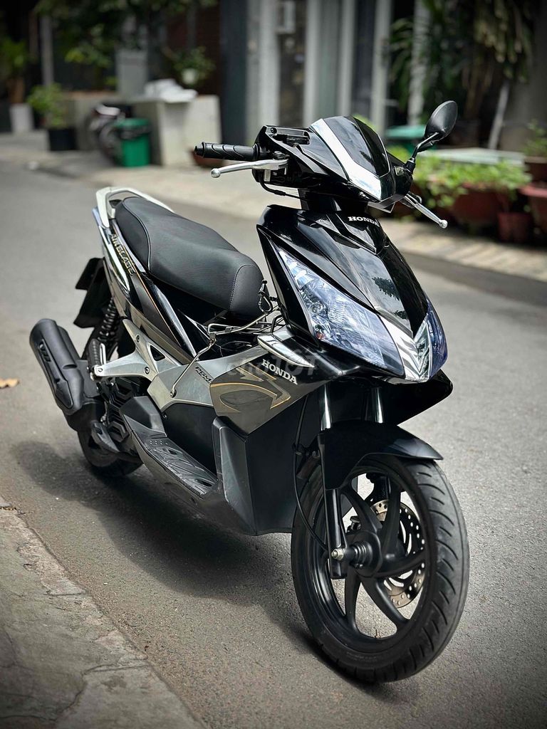 Honda Air Blade 2011 - ảnh 1