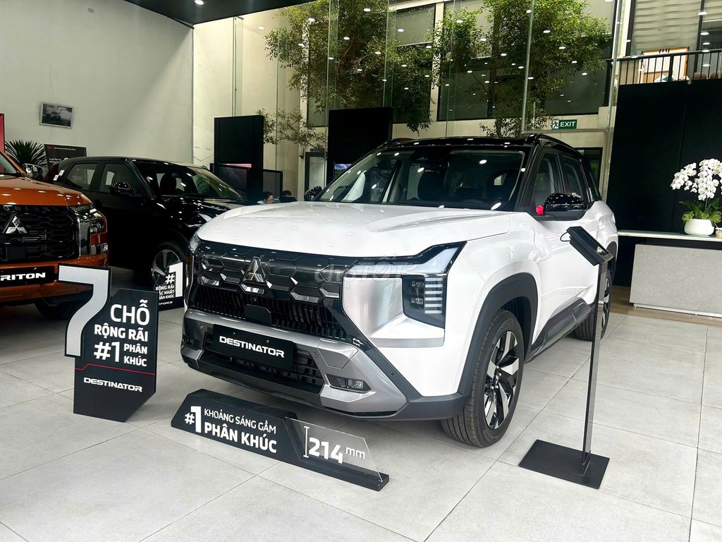 Mitsubishi - ảnh 2