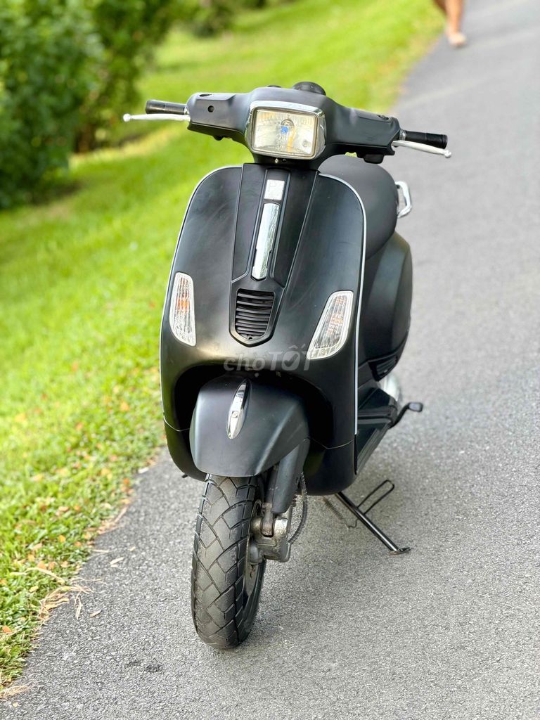 Piaggio Vespa 2013 - ảnh 2