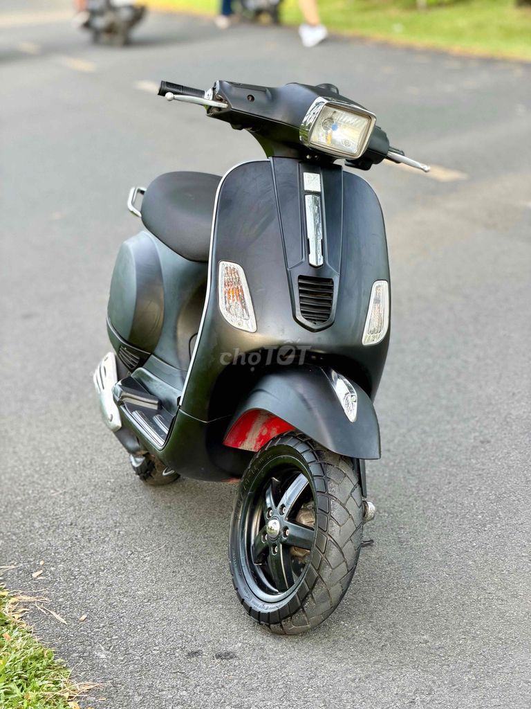 Piaggio Vespa 2013 - ảnh 3
