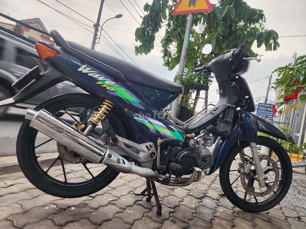 Piaggio Vespa 2011 - ảnh 2
