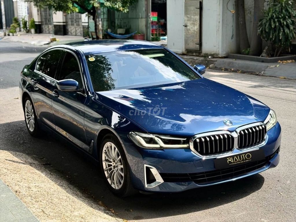 BMW 5 Series 2022 - ảnh 2
