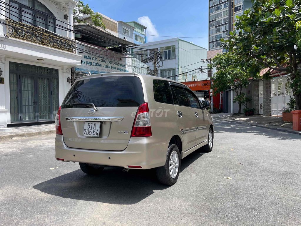 Toyota Innova 2013 - ảnh 5
